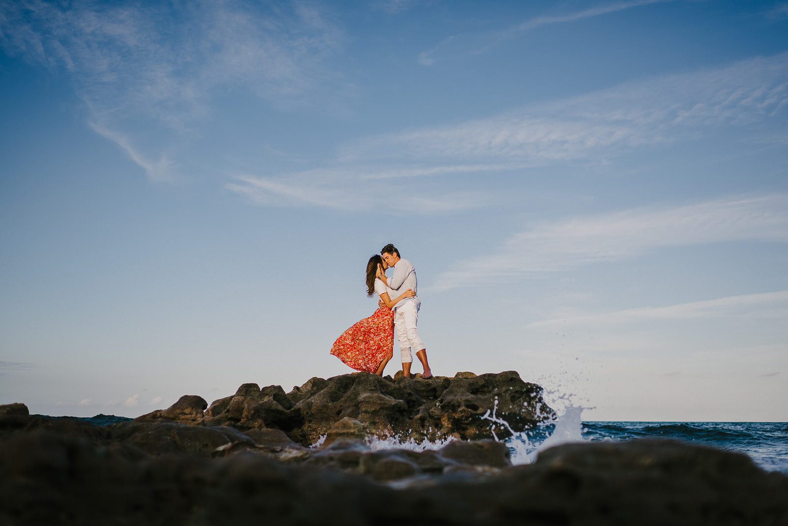 coral-cove-blowing-rocks-engagement-photography-16