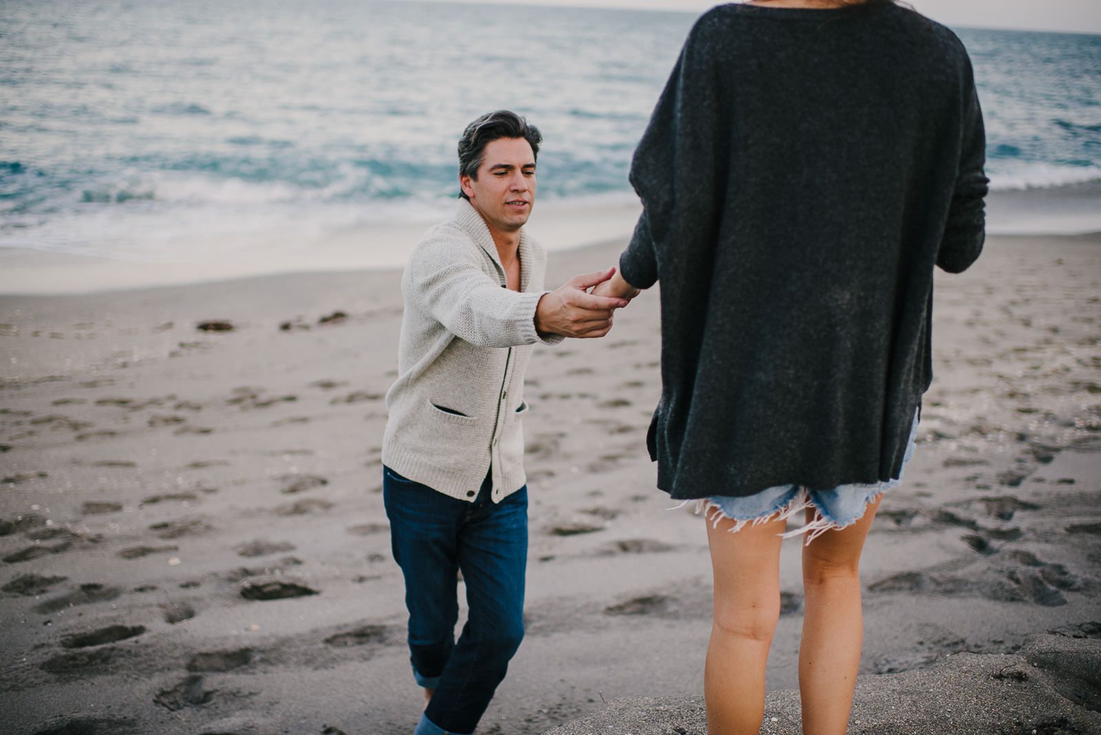 coral-cove-blowing-rocks-engagement-photography-38