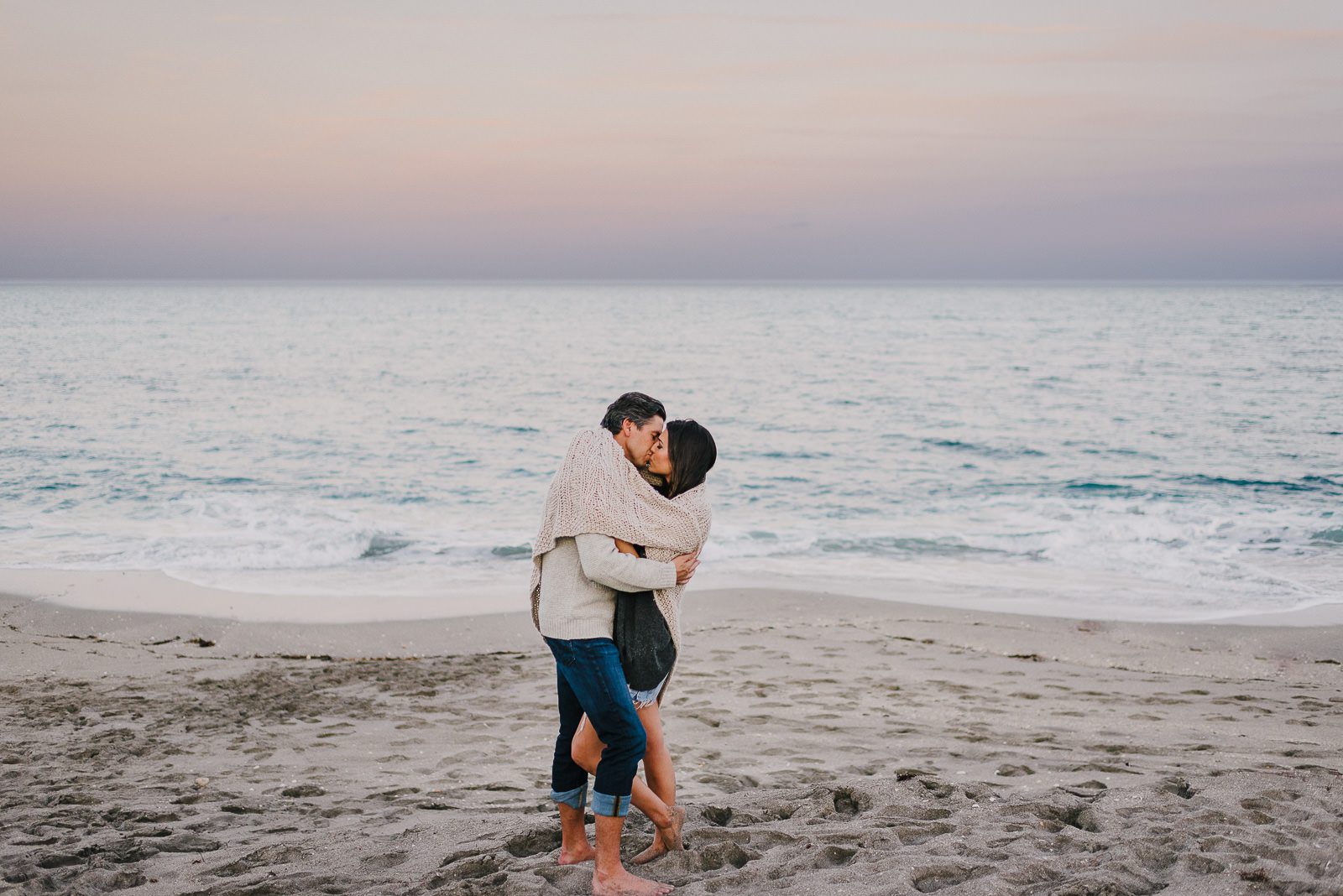 coral-cove-blowing-rocks-engagement-photography-43