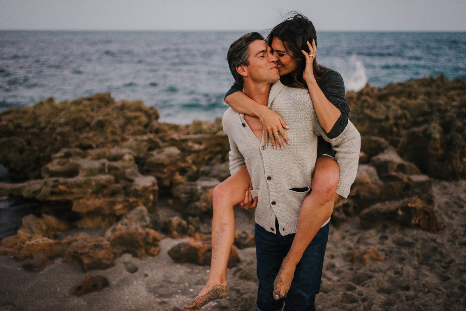 coral-cove-blowing-rocks-engagement-photography-52