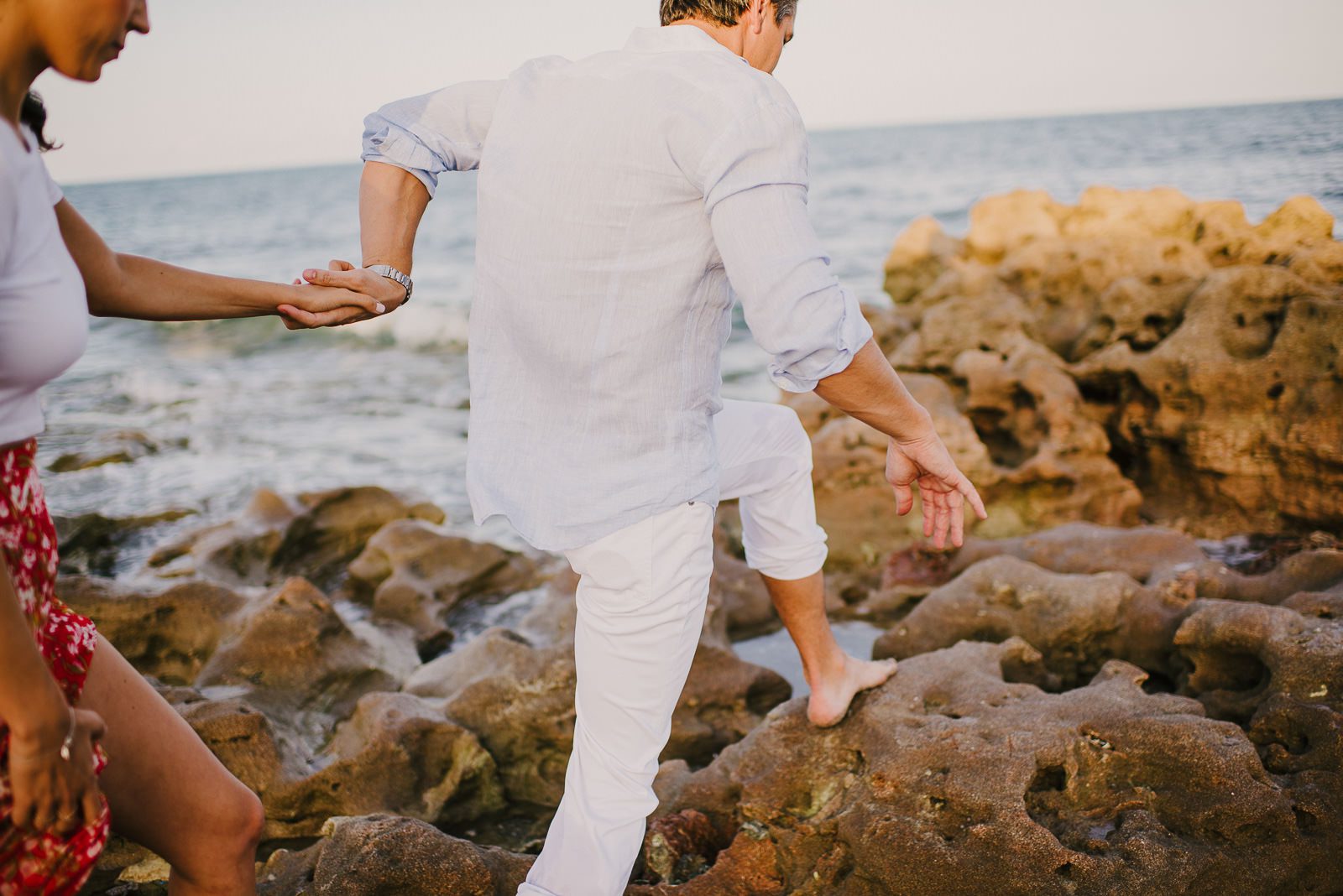 coral-cove-blowing-rocks-engagement-photography-7